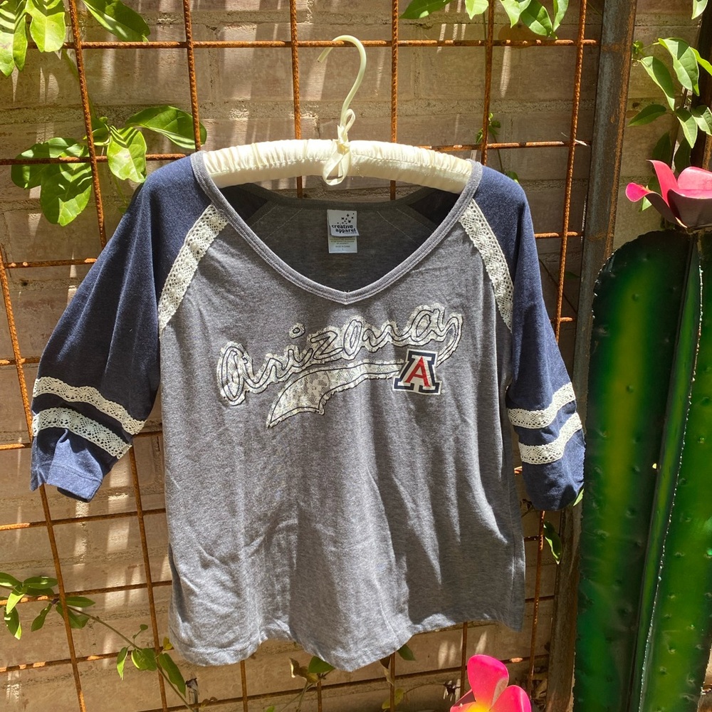 EUC women’s L Arizona Wildcat lace tee